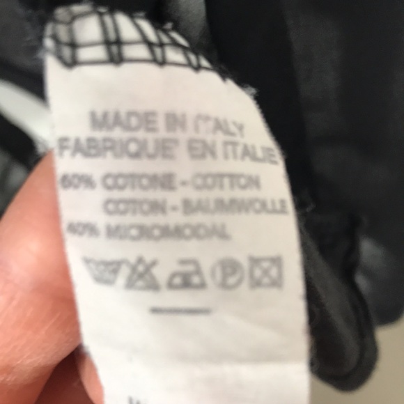 Black Lightweight Top - Picture 4 of 4